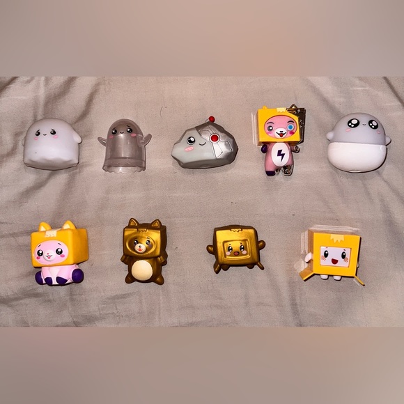 LankyBox Huge Boxy Storage Box + 9 Squishy & Hard Toys Toy Glow Series 3 RARE - Picture 2 of 7